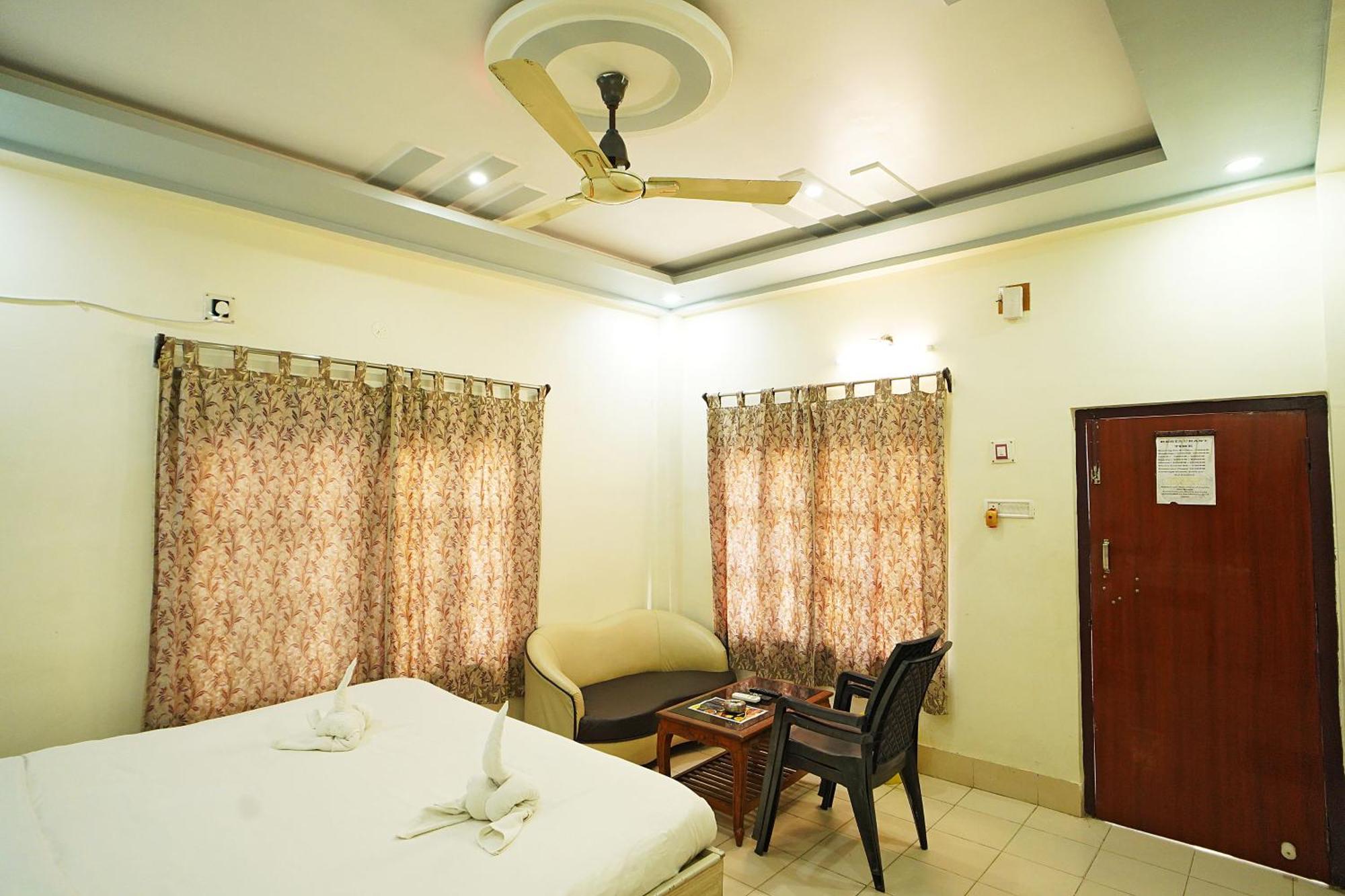 Santiniketan Hotel And Resort !! On Beach Family Resort !! 만다르모니 외부 사진
