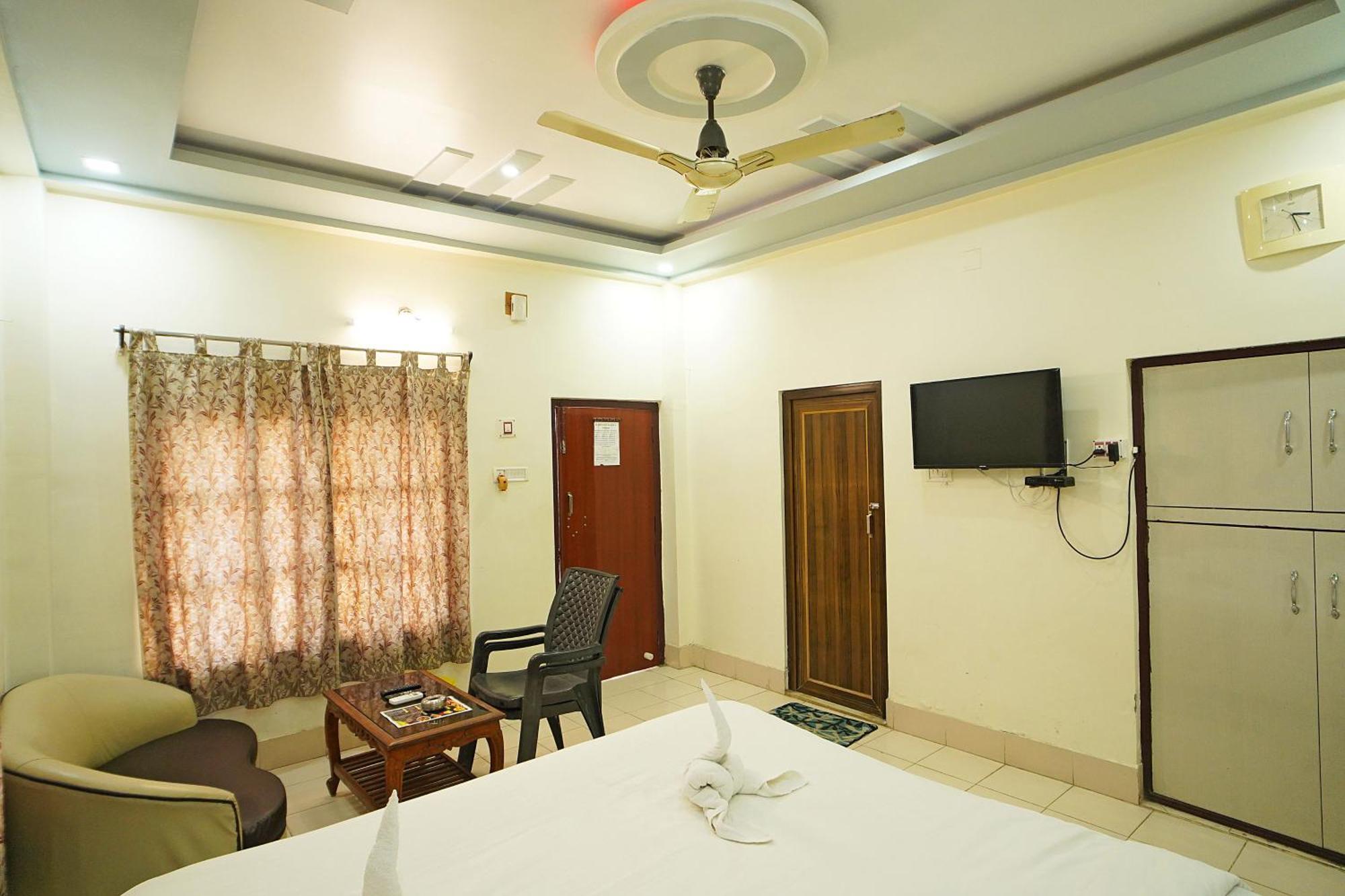 Santiniketan Hotel And Resort !! On Beach Family Resort !! 만다르모니 외부 사진