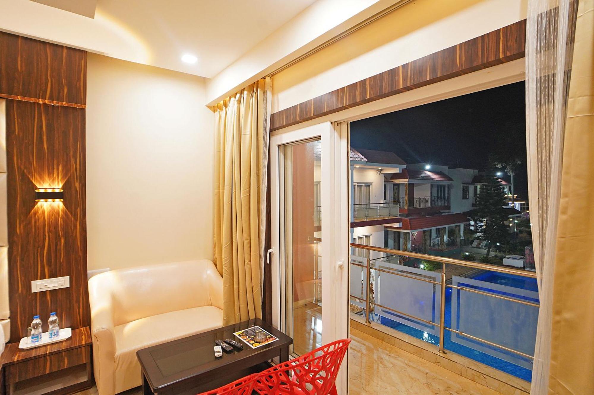 Santiniketan Hotel And Resort !! On Beach Family Resort !! 만다르모니 외부 사진
