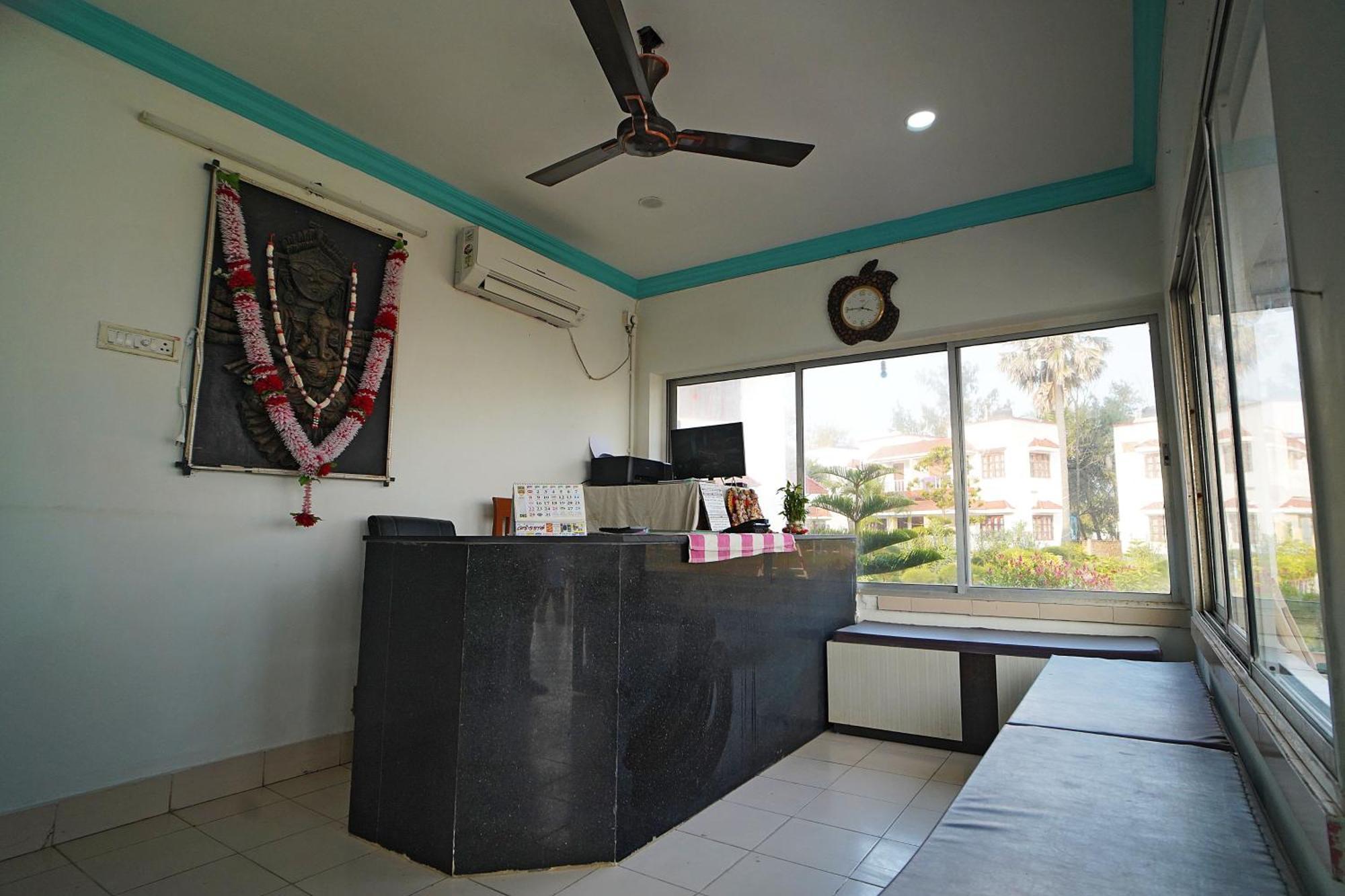 Santiniketan Hotel And Resort !! On Beach Family Resort !! 만다르모니 외부 사진