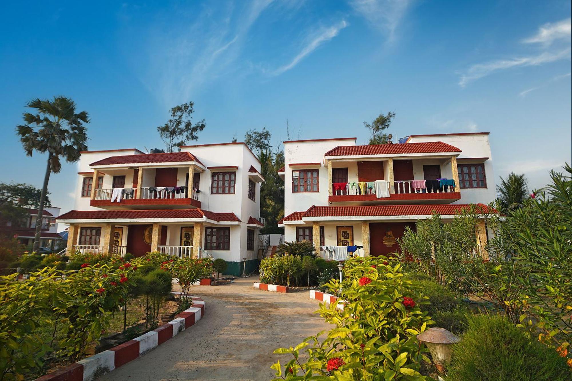Santiniketan Hotel And Resort !! On Beach Family Resort !! 만다르모니 외부 사진