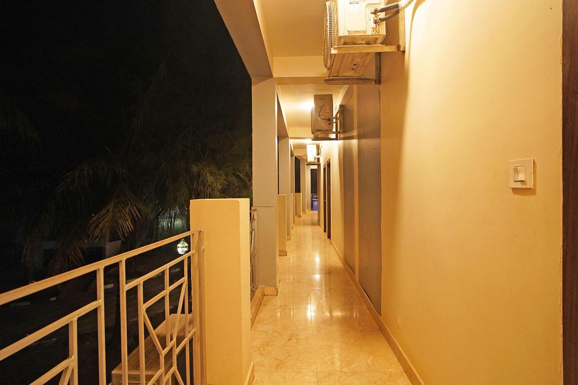 Santiniketan Hotel And Resort !! On Beach Family Resort !! 만다르모니 외부 사진